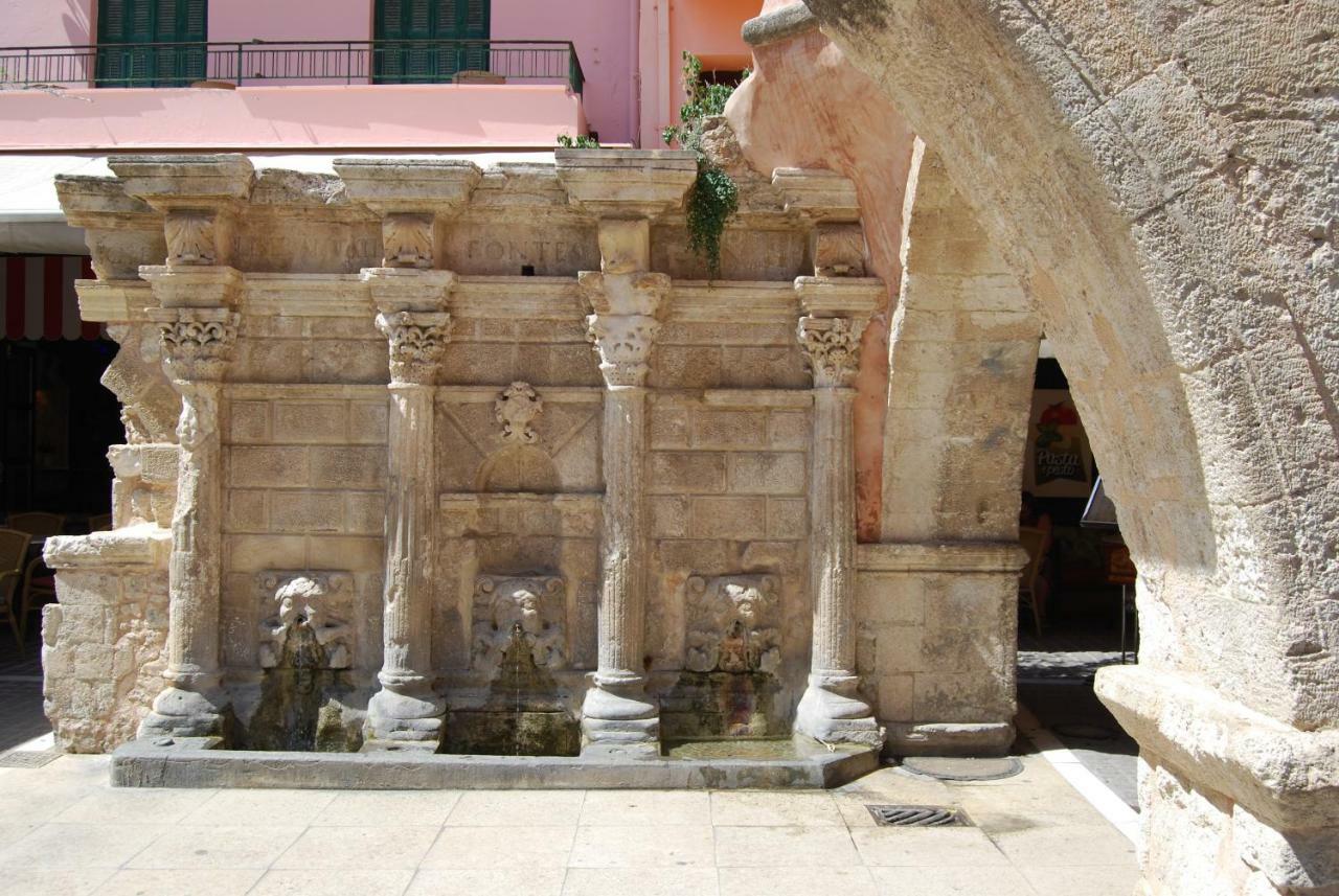 Myron Suite Old Town Resmo Dış mekan fotoğraf